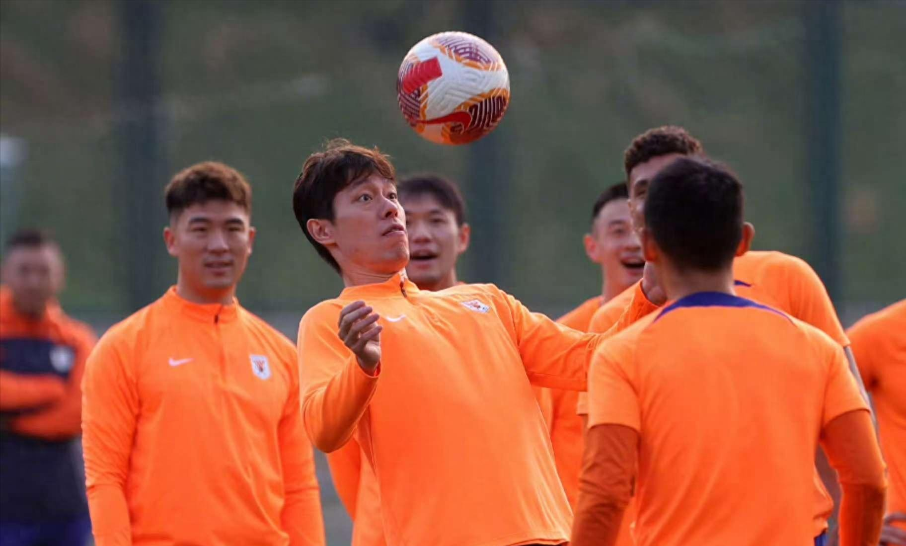 亚博sports-山东男篮发布备战花絮，清晨外线爆发，中超任务艰巨，临场指挥获称赞的简单介绍-亚博sports